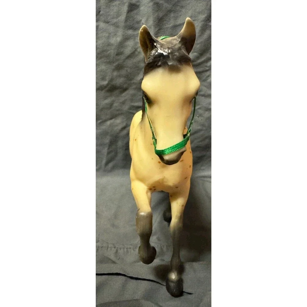 Breyer vintage ara